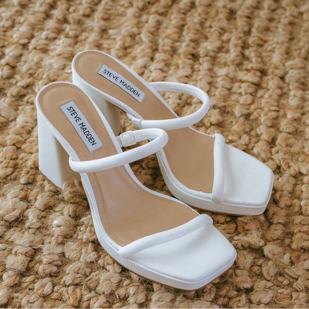 Steve Madden Polly White Heels (Size 6)